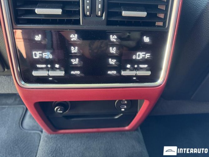 Porsche Cayenne Coupe 64 interauto-car