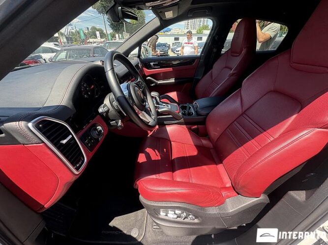 Porsche Cayenne Coupe 50 interauto-car