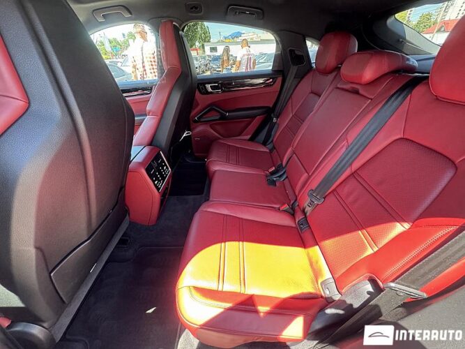 Porsche Cayenne Coupe 68 interauto-car