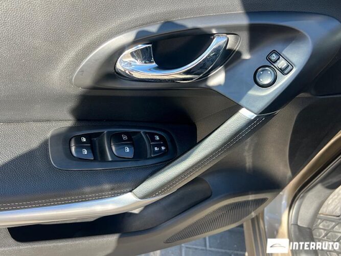 Renault Kadjar 33 interauto-car