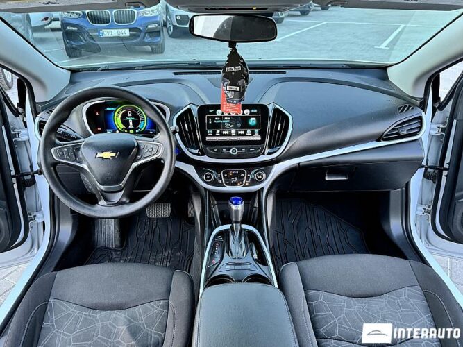 Chevrolet Volt 37 interauto-car