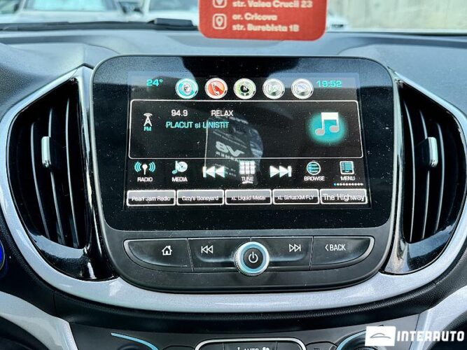 Chevrolet Volt 40 interauto-car