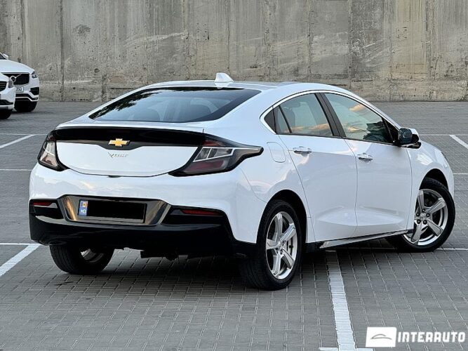 Chevrolet Volt 34 interauto-car