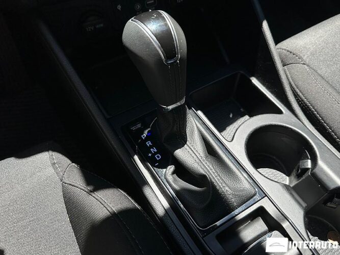 Hyundai Tucson 44 interauto-car