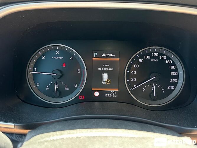 Hyundai Tucson 40 interauto-car