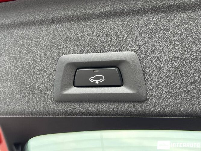 BMW X6 4.0i 67 interauto-car