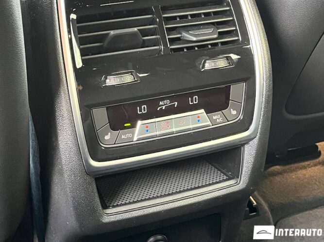 BMW X6 4.0i 62 interauto-car