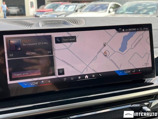 BMW X6 4.0i 53 interauto-car