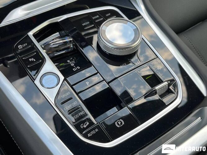 BMW X6 4.0i 59 interauto-car