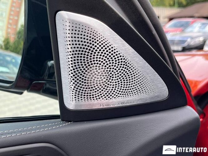 BMW X6 4.0i 44 interauto-car