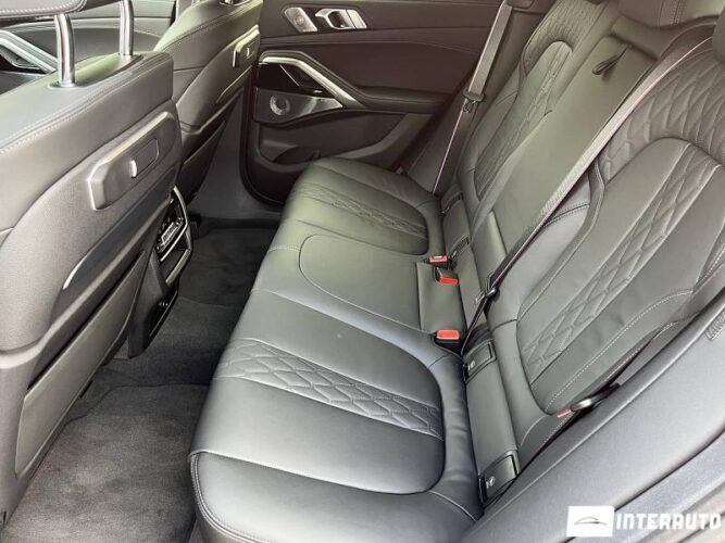 BMW X6 4.0i 63 interauto-car