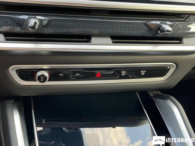 BMW X6 4.0i 58 interauto-car