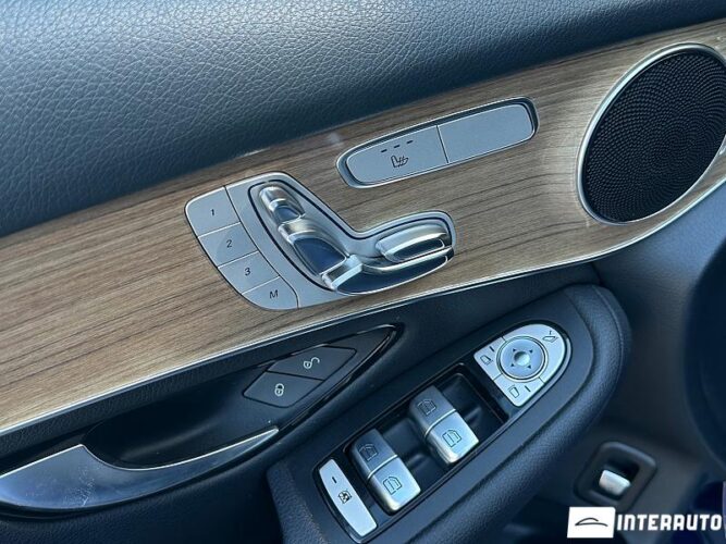 Mercedes GLC 300 41 interauto-car