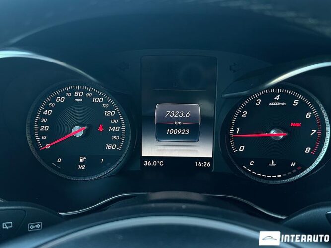 Mercedes GLC 300 46 interauto-car