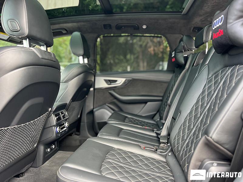 Audi SQ7 29 automobil-interauto