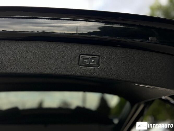 Audi SQ7 62 interauto-car