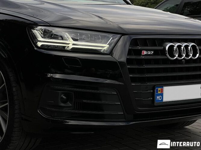 Audi SQ7 41 interauto-car