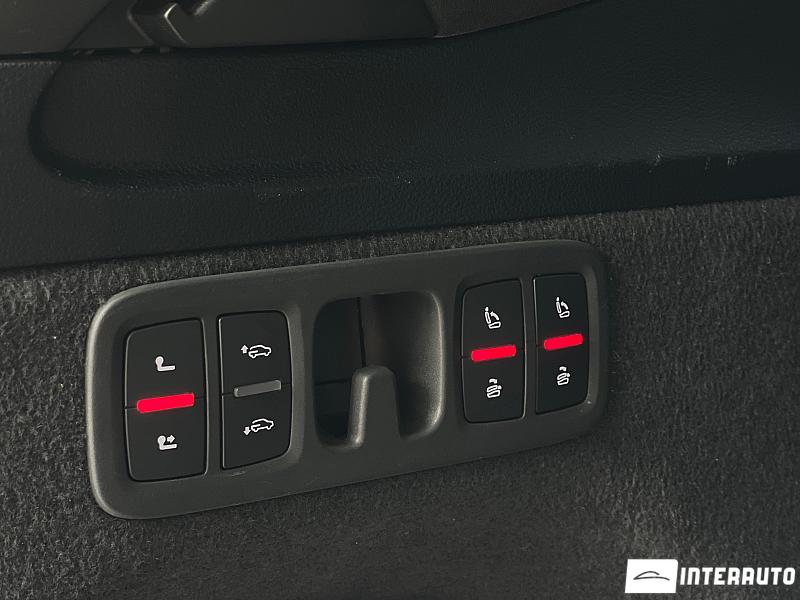 Audi SQ7 34 automobil-interauto