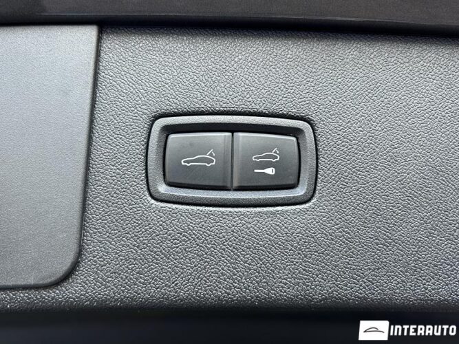 Porsche Cayenne 59 interauto-car