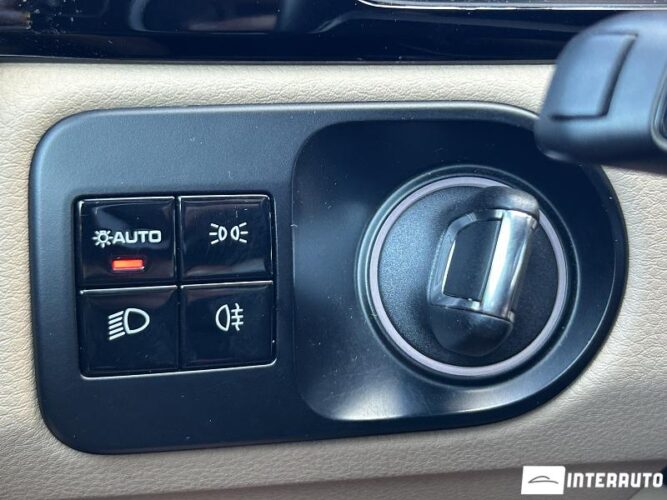 Porsche Cayenne 47 interauto-car