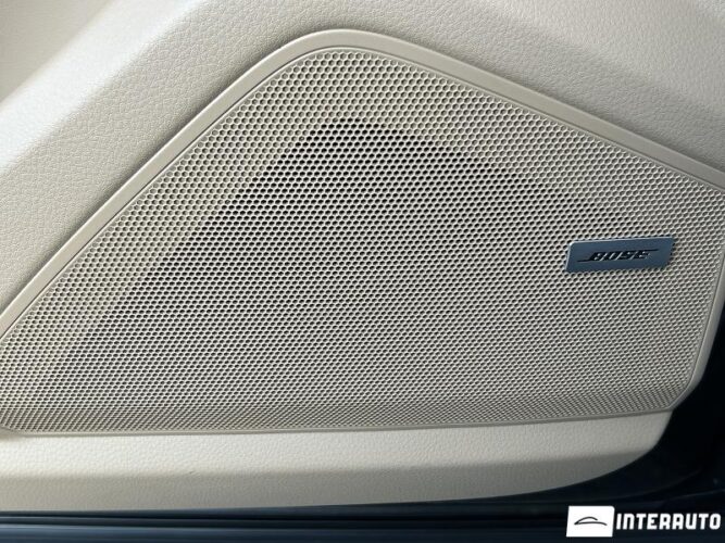 Porsche Cayenne 54 interauto-car