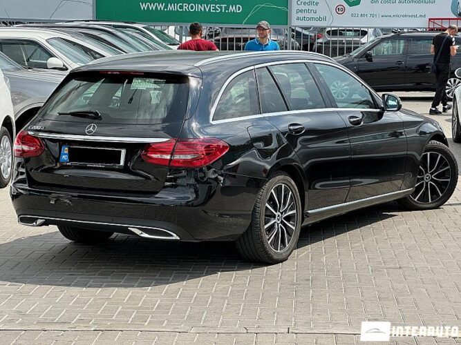Mercedes C 200 34 interauto-car