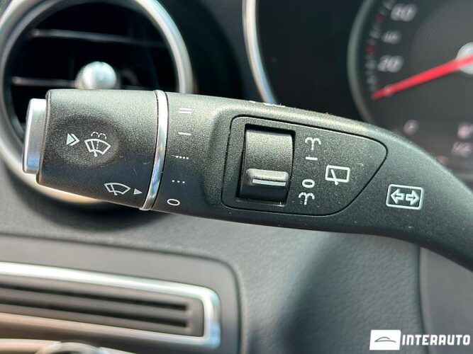 Mercedes C 200 42 interauto-car