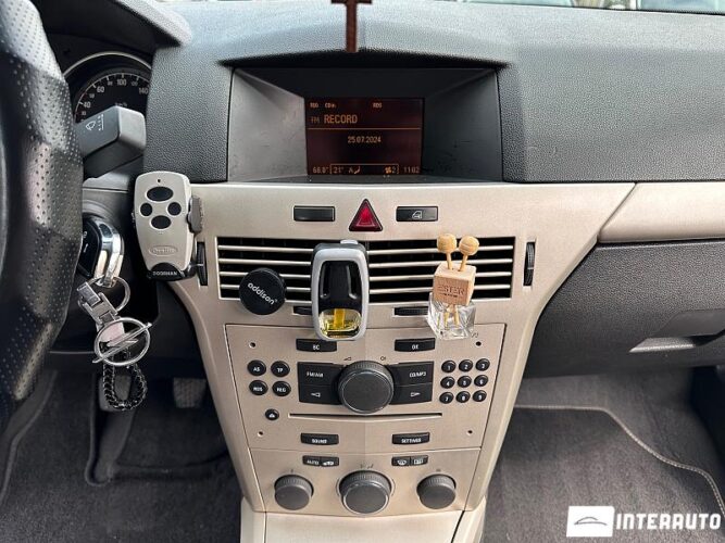 Opel Astra 37 interauto-car