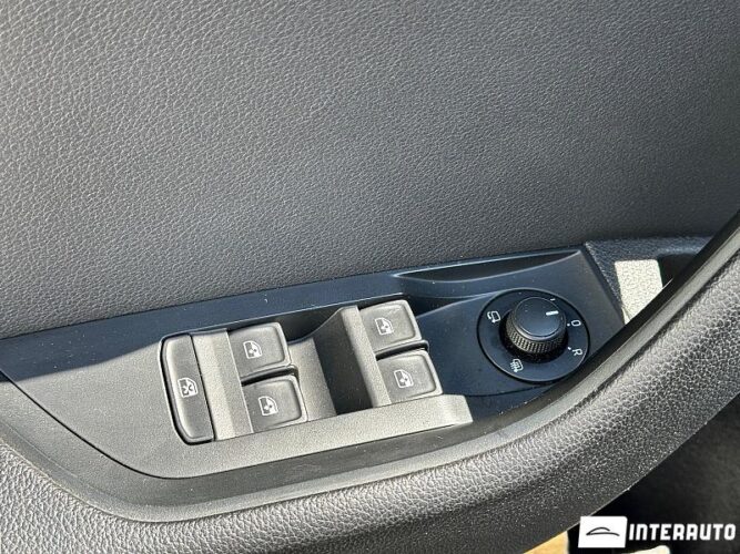 Skoda Superb 38 interauto-car