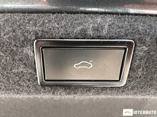 Skoda Superb 46 interauto-car