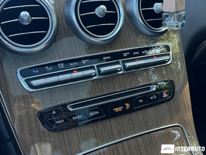 Mercedes GLC 300 49 interauto-car