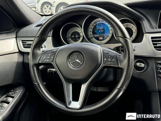 Mercedes E 300h 38 interauto-car