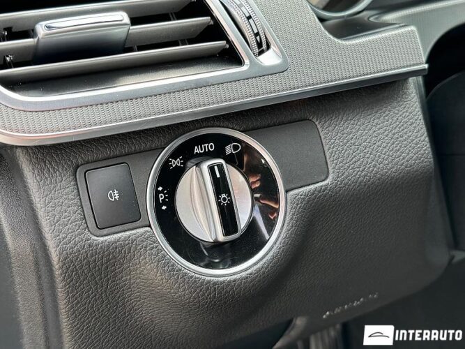 Mercedes E 300h 48 interauto-car