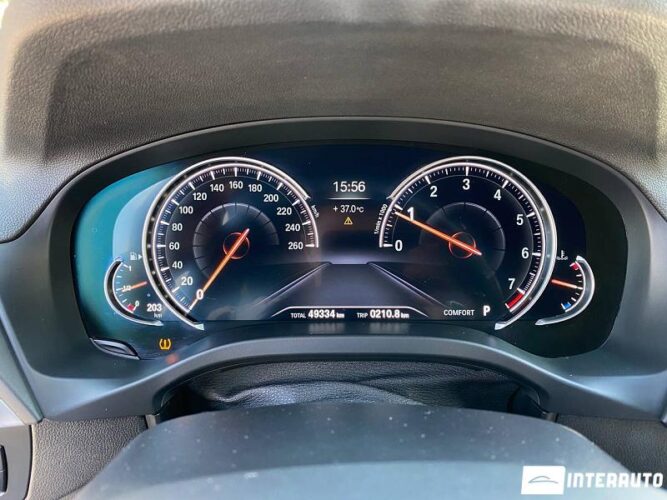 BMW X4 3.0i 41 interauto-car