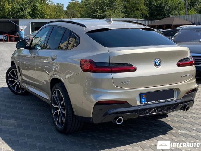 BMW X4 3.0i 34 interauto-car