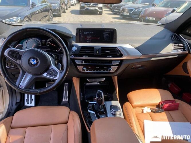 BMW X4 3.0i 39 interauto-car