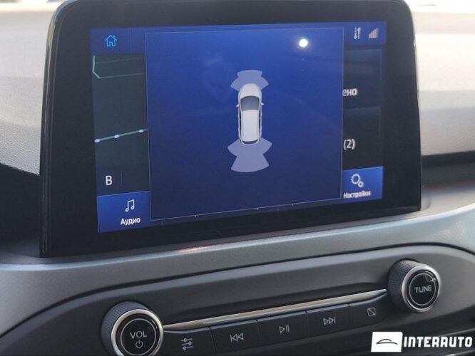 Ford Focus 39 interauto-car