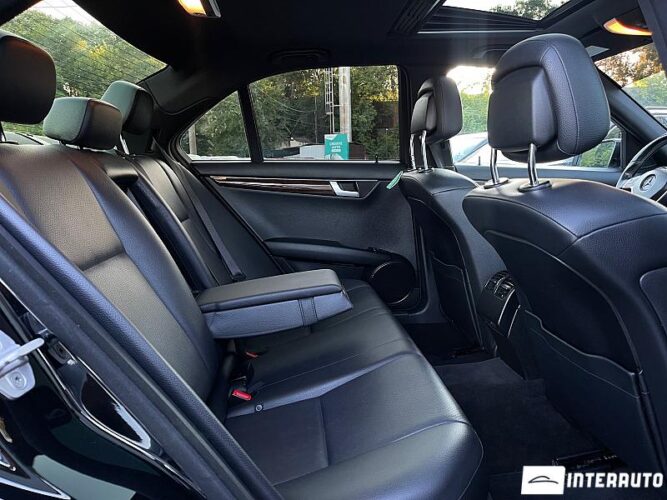 Mercedes C 250 52 interauto-car