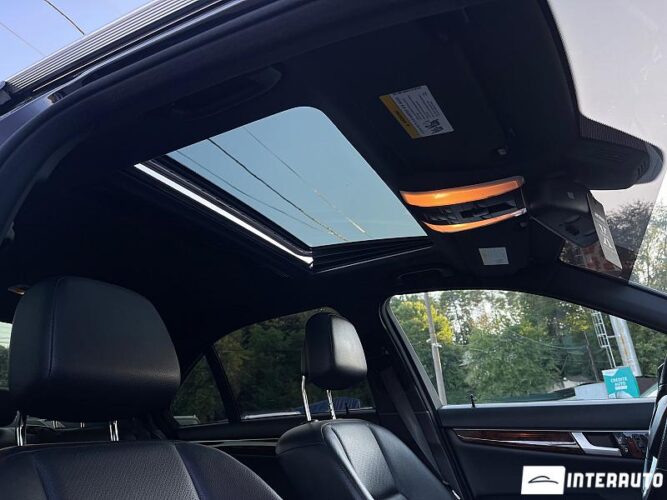 Mercedes C 250 51 interauto-car