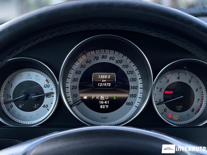 Mercedes C 250 46 interauto-car