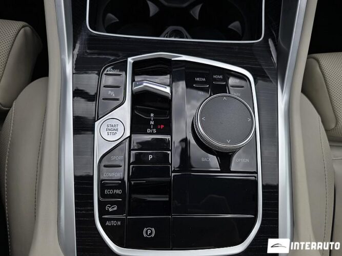 BMW X6 4.0i 60 interauto-car