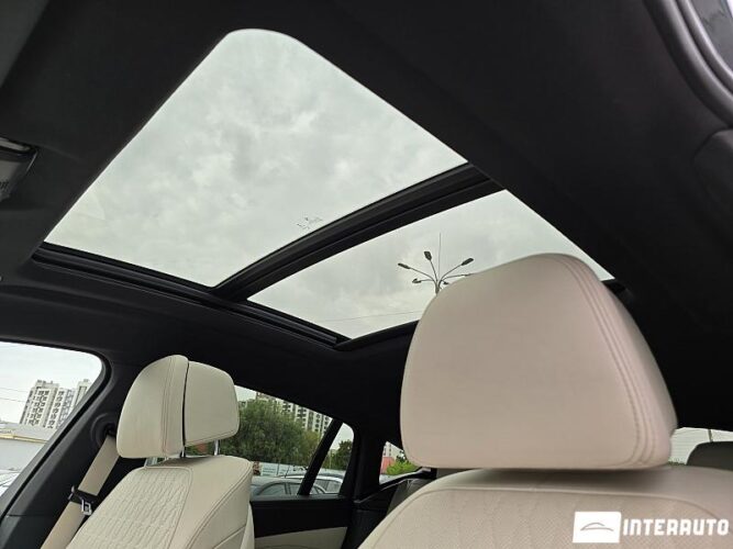 BMW X6 4.0i 71 interauto-car