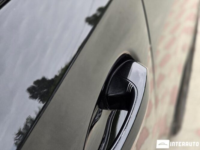 BMW X6 4.0i 47 interauto-car