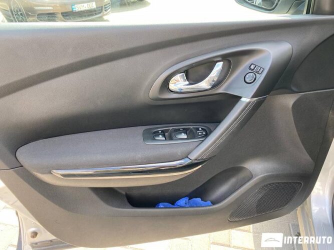 Renault Kadjar 37 interauto-car