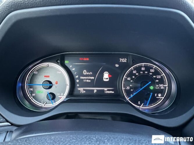 Toyota Venza 51 interauto-car