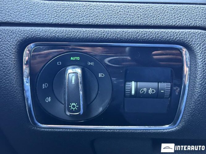 Skoda Superb 36 interauto-car