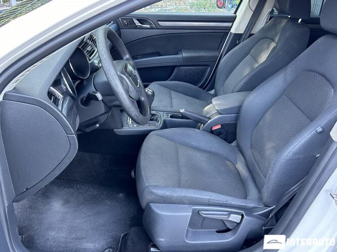 Skoda Superb 34 interauto-car