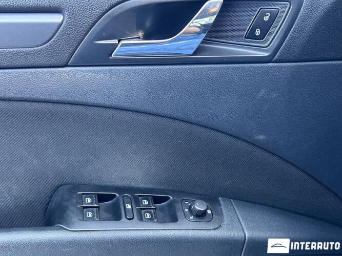 Skoda Superb 33 interauto-car