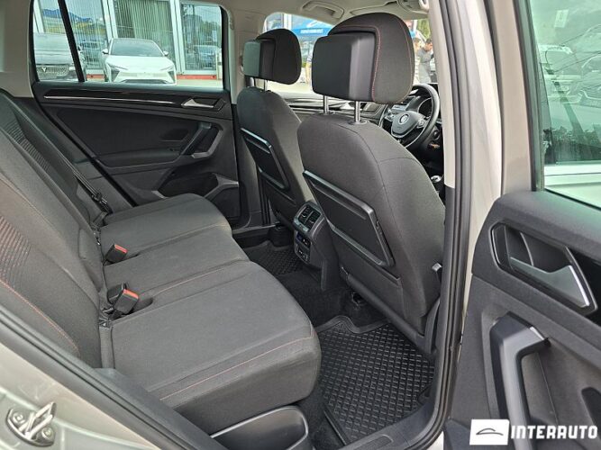 Volkswagen Tiguan 41 interauto-car