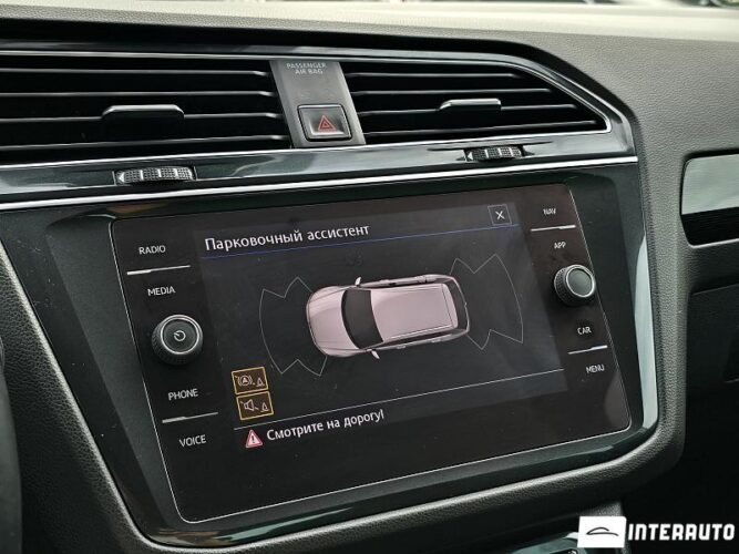 Volkswagen Tiguan 36 interauto-car